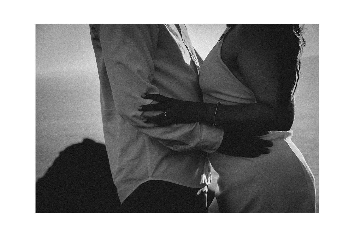 Fotografía de save the date en Ensenada Baja California por Jesús Amaya fotógrafo de bodas destino en México